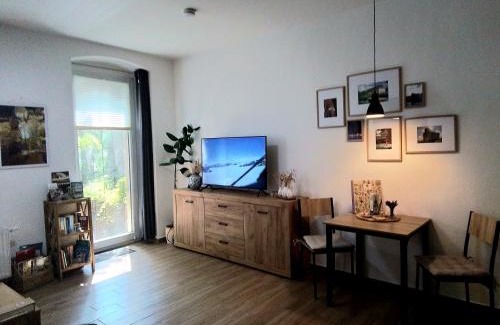Cottbus Apartamento | Johnis FeWo, Nähe Stadtzentrum - Uni in sehr ruhiger Lage mit Terrasse und eigenem Parkplatz