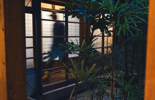 Himeji Casa | Johns House じょんのやど