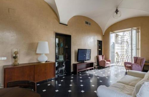 Genoa Historical Centre Apartamento | JOIVY Exclusive Flat for 6 near Cathedral of Genoa