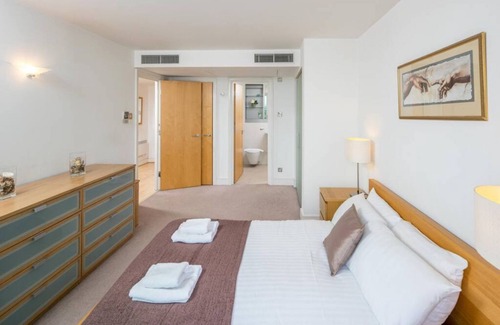 Wapping Apartamento | Modern apt for 4 w/ River Thames View!