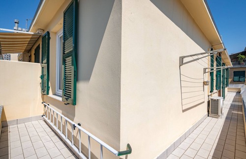 Carignano Apartamento | JOIVY Penthouse Flat W/Terrace