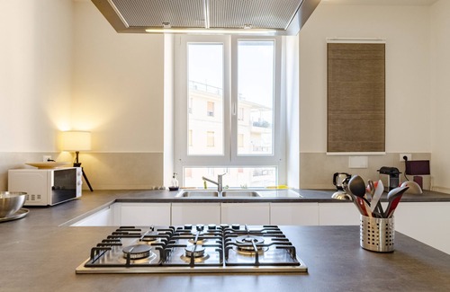 Carignano Apartamento | JOIVY Spacious Family Apt For 4, In Carignano, Genoa