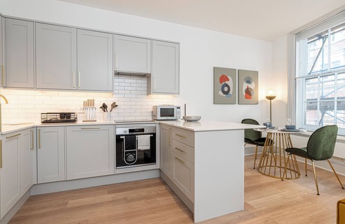 Soho Apartamento | JOIVY Stylish 1 bed flats in Soho