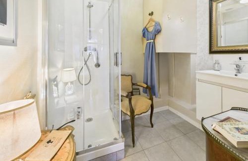 Old Town Apartamento | JOL Résidence Immersive au cœur de Troyes 8 chambres