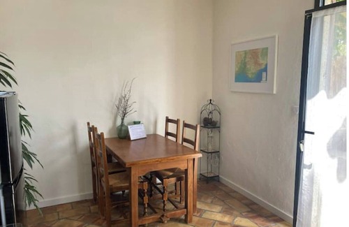 Saint-Andiol Apartamento | Joli Appart Avec Terrasse Sous les Platanes
