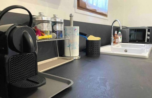 Saint-Andiol Apartamento | Joli Appart Avec Terrasse Sous les Platanes
