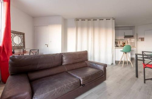 Castanet-Tolosan Apartamento | Joli loft équipé, tennis, piscine