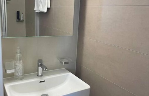 Prilly Apartamento | Joli Studio Avec Place de Park !