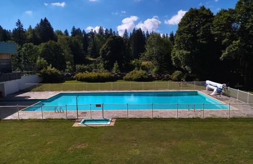 Jura Apartamento | Joli Studio Pour 4 Personnes Dans Résidence Avec Piscine et Tennis