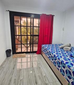 Tagudin Casa | Jolie Joes Standard Room with Private Bathroom