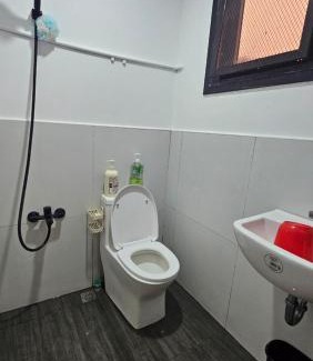 Tagudin Casa | Jolie Joes Standard Room with Private Bathroom
