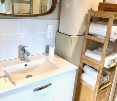 Saint-Pierre-Lafeuille Casa | jolie maison au cœur du lot