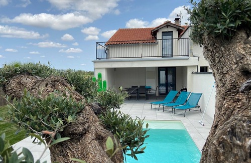 Lherm Casa | Jolie Maison Avec Piscine