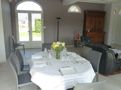 Longue-Jumelles Casa | Jolie Maison de Campagne en pierre de tuffeau