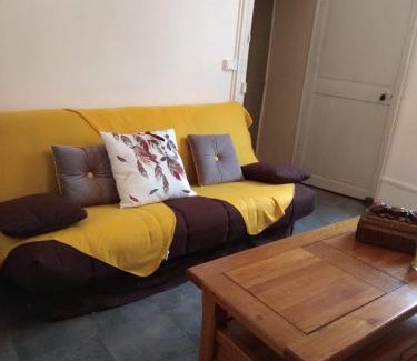 Accolay Apartamento | Jolie maison de Potier