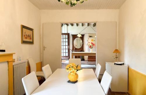 La Lande-sur-Eure Casa | Jolie maison de campagne jardin barbecue billard