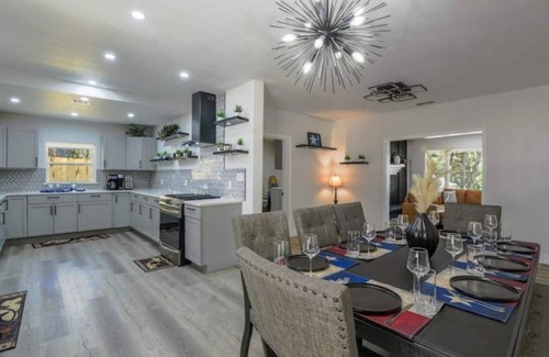 Fort Worth Casa | Jonair's Stockyard House ,Walk to Stockyards!
