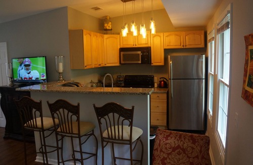 Beach Institute Casa | Jones Street 5 estrellas inspirada en HGTV Carriage House Historic Savannah! Perros ok