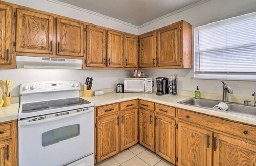 Jonesborough Casa | Jonesborough Country Feel close to everything in Johnson City! Mountain Views!
