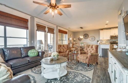 Jonestown Apartamento | Jonestown Condo on Lake Travis with 2 Balconies!