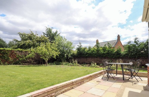 Alford Casa | JORAY BUNGALOW, family friendly, character holiday cottage in Alford