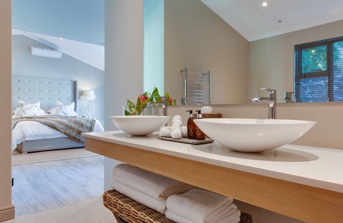 Trawal Casa | Jordan Wines Luxury Suites