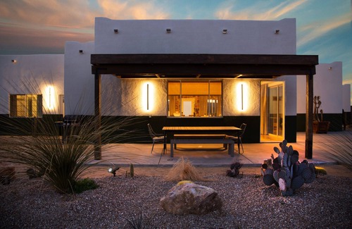Joshua Tree Villa | Joshua Tree Country Club-As seen in Travel&Leisure