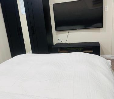 Hamilton Casa | Joshy's guest suite