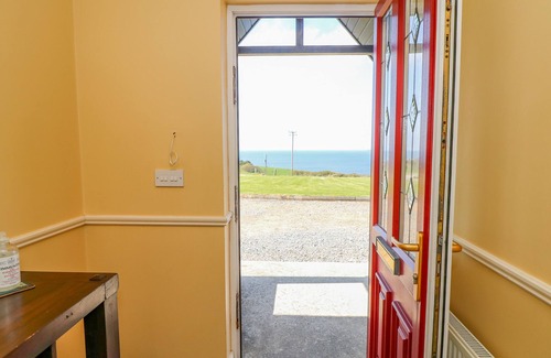 Templetown Cabaña | JOSIE'S HOUSE, family friendly in Fethard-On-Sea, County Wexford