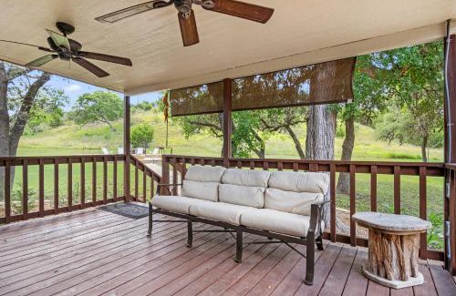 Bandera Casa | Josietta's Hill Country Hideaway