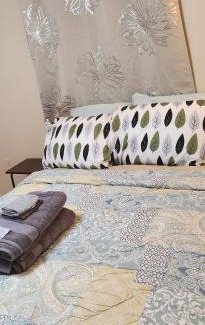 Lower Vailsburg Casa | Joy queen room 6A