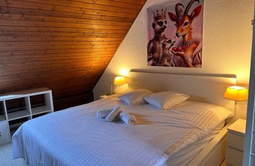 Neuchatel Apartamento | JOY07 Cherry Moon Penthouse
