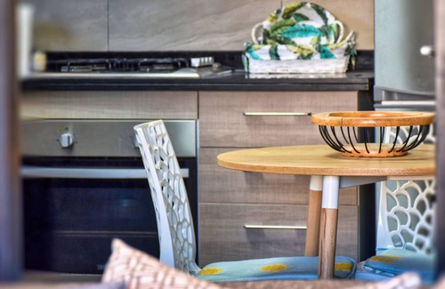 Taghazout Apartamento | Joyau - Taghazout-Dúplex-De Lujo-Baño para personas con movilidad reducida-Vi...