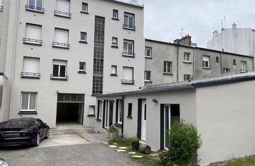 Rive Droite Apartamento | Joyeux apartment with private parking