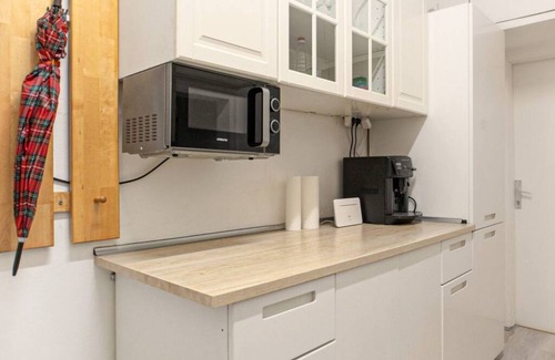 Brigittenau Apartamento | Joyful 2BR Apt. @ Millenium Tower and The Danube