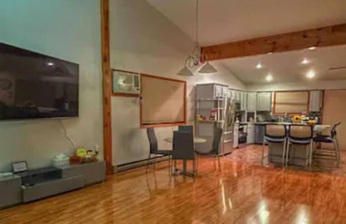 Albrightsville Casa | Joyful Townhouse with 3 bedrooms and 2 playrooms