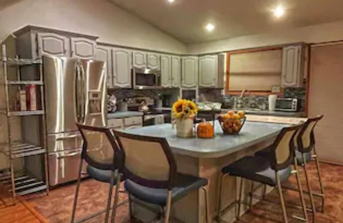 Albrightsville Casa | Joyful Townhouse with 3 bedrooms and 2 playrooms