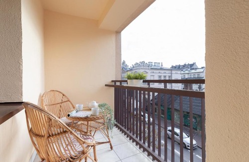 Stare Podgorze Apartamento | Józefińska Apartment with Balcony Cracow by Noclegi Renters