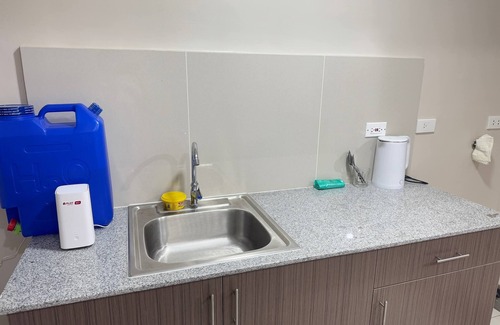 Ermita Condominio | “JP Solana Staycation – Cozy Studio Near SM Manila with Pool & Gym Access!”