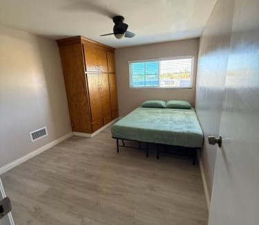 Costa Mesa Casa | Js CM Pease and Love