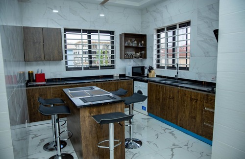 Kumasi Apartamento | Js way Apartments and Executive Hotel