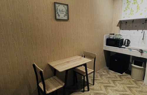 Quezon City Apartamento | JT RESIDENCES COZY FIBER INTERNET NETFLIX COMFY FULLY FURNISHED ROOM QUEZON CITY