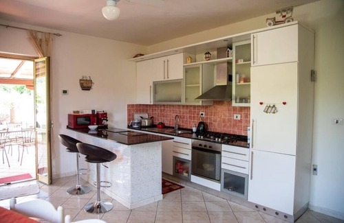 Sezze Villa | OFERTA ESPECIAL 16 de septiembre al 27 de octubre £ 550. p w VILLA DE 3 CAMAS CON PISCINA CLIMATIZADA
