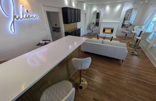 Winchester Casa | Relájese en Lujo: Suite Spa Juliana - Todo el Piso Principal