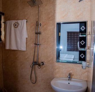 Osogbo Apartamento | Julie Moradeke Serviced Apartment Suites