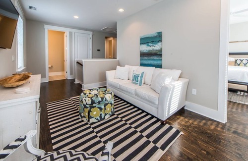 Santa Rosa Beach Casa | Modern 4BR Family Retreat -Bikes/Golf Cart/220v EV
