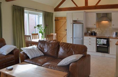 Whitchurch Casa | Jumbo's Stable