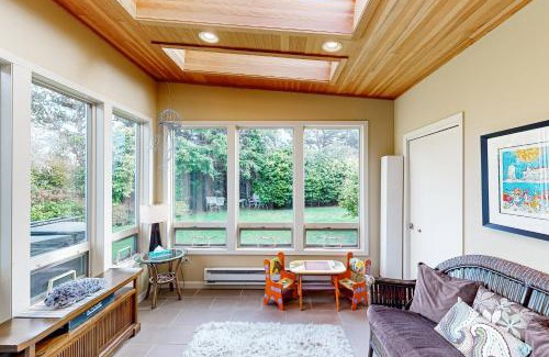 Newport Casa | Jumping Scallops