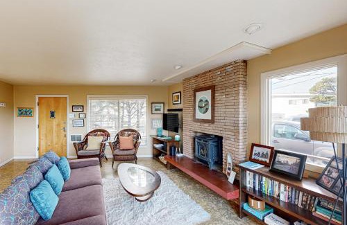 Newport Casa | Jumping Scallops