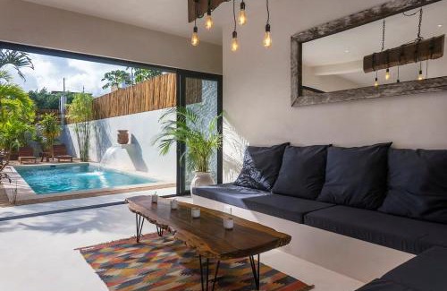 La Veleta Casa | Jungle 3BR Villa, Garden & Pool, La Veleta